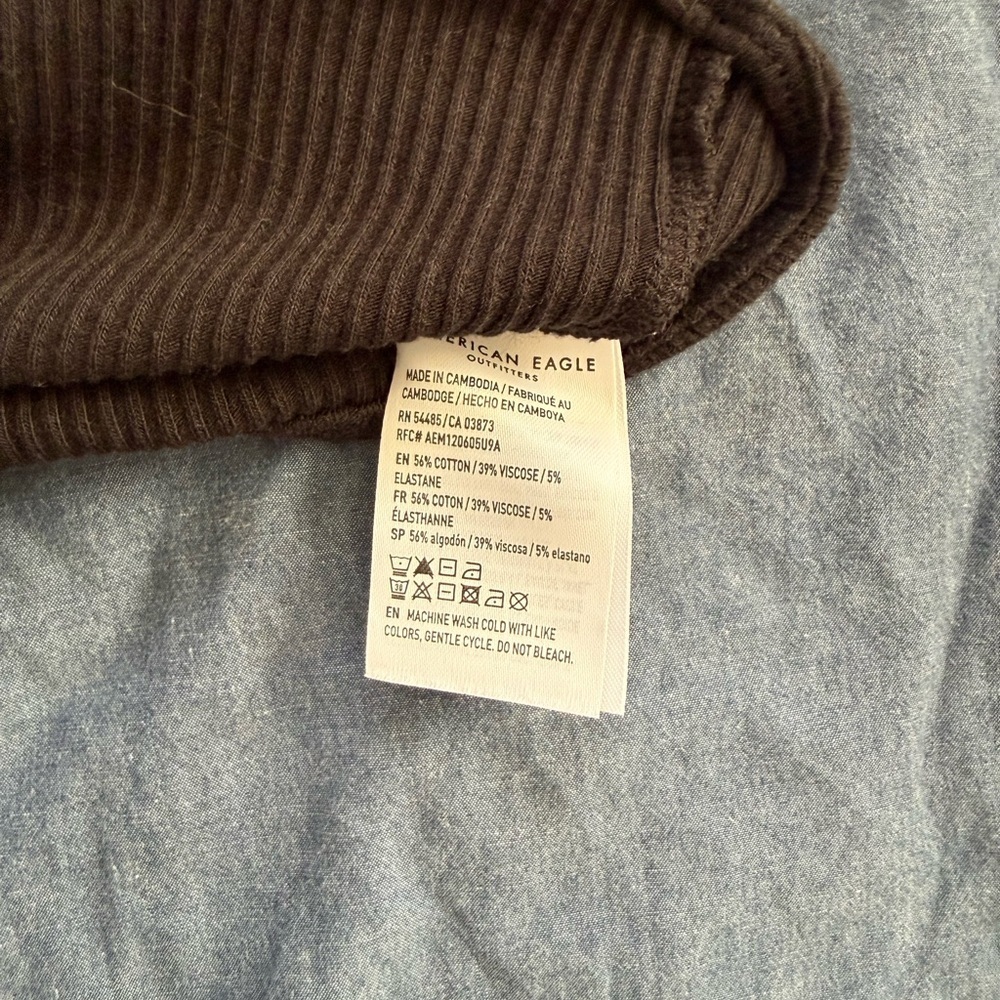American Eagle Style Black Ribbed Scoop Neck V-Back Bodysuit Size L - Picture 4 of 4